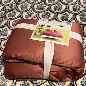 Room Essentials Satin Quilt in Copper Rust